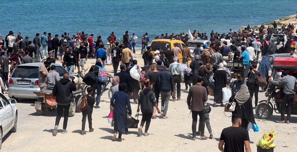 43 شهيدًا في غزة.. ومشاهد من كاميرا طائرة مسيرة إسرائيلية تكشف انتهاكات جنود الاحتلال