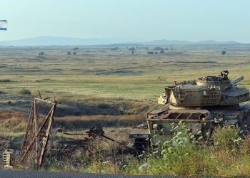 الاحتلال الإسرائيلي في حالة استنفار قصوى.. إرسال الفرقة 98 للشمال وإلغاء رحلات عالمية لإسرائيل