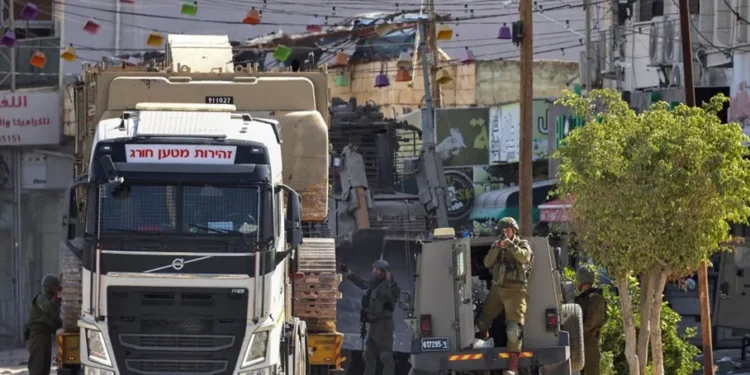 استشهاد 3 فلسطينيين في طولكرم والمقاومة تفجّر آلية عسكرية إسرائيلية (شاهد)