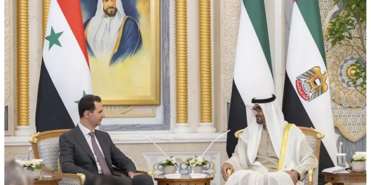 صحيفة لبنانية: الإمارات تغري الأسد بالتخلي عن إيران وحزب الله مقابل دعم مالي وإعادة الإعمار