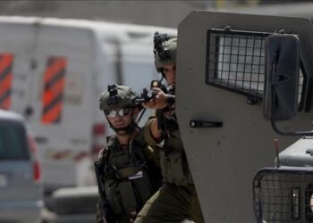 اعتداءات للمستوطنين واقتحامات إسرائيلية في الضفة الغربية (شاهد)