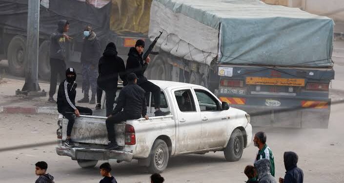 "حرب المساعدات".. تحقيق خاص لــ "تدقيق" يكشف خطط إسرائيل لنشر الفوضى في غزة ومحاولات المقاومة للتصدى لها