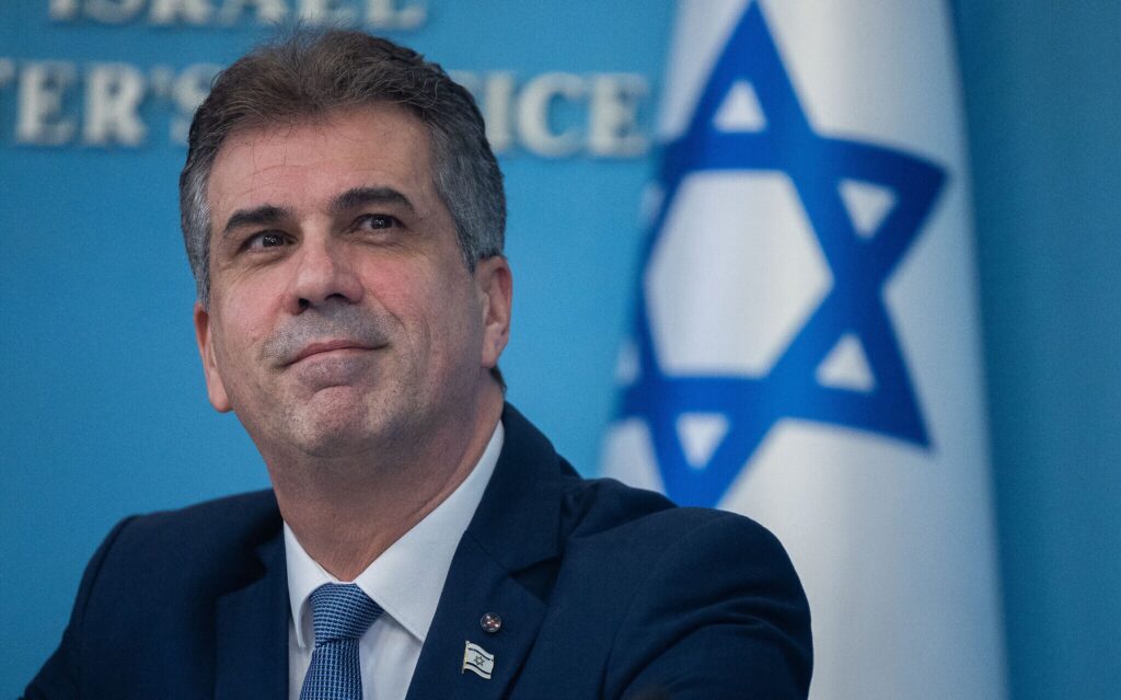 وزير إسرائيلي يدعو لإقامة دولة فلسطينية على أراضٍ عربية: جدل واسع وإدانات متزايدة 1 وزير إسرائيلي يدعو لإقامة دولة فلسطينية على أراضٍ عربية: جدل واسع وإدانات متزايدة