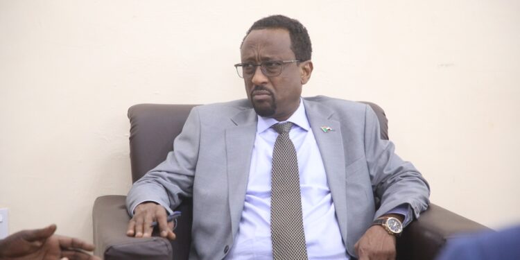 وزير سوداني يهاجم الإمارات بعد مؤتمر أديس أبابا: "مكر شيطاني" 1 وزير سوداني يهاجم الإمارات بعد مؤتمر أديس أبابا: "مكر شيطاني"