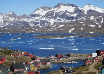 رئيس وزراء غرينلاند: يجب أن نحظى بالاحترام وليس بالاستغلال