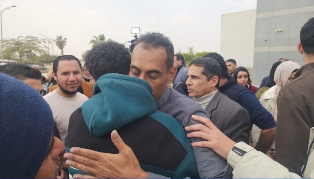 بالتنسيق مع السلطات المحلية.. تحرير مصريين مختطفين من الدعم السريع في السودان